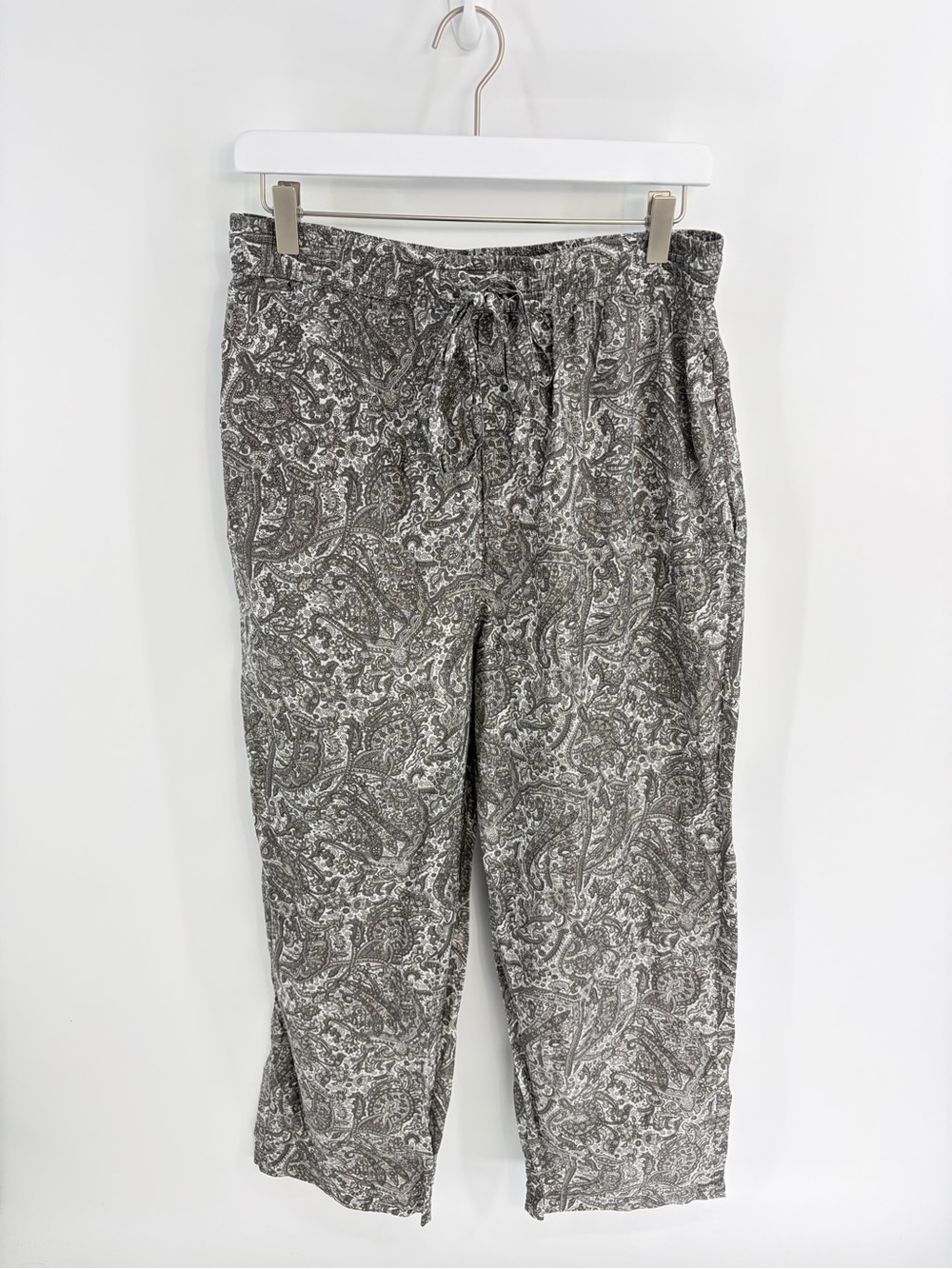 Royal Silk Paisley Print Pants - Size Large‎